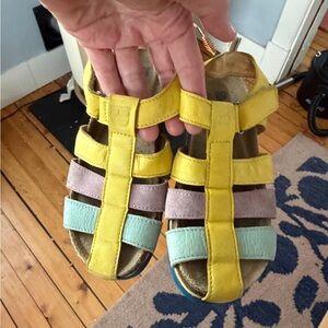 Dulis leather kids sandal size 30 euro